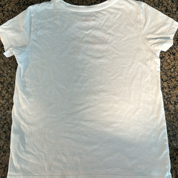 Vineyard Vines youth t-shirt, hearts, size YM - Picture 3 of 5